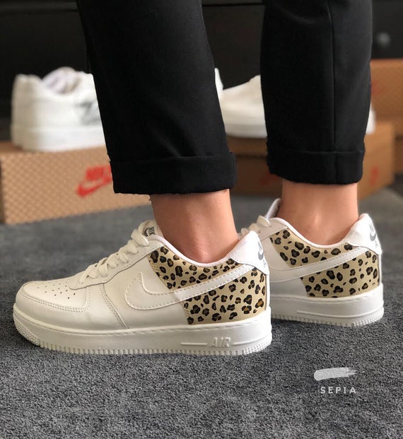 nike af1 leopard
