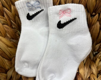 YOUTH bow embroidered socks | ribbon embroidered socks | bow crew socks | ribbon crew socks | girly socks | trendy socks