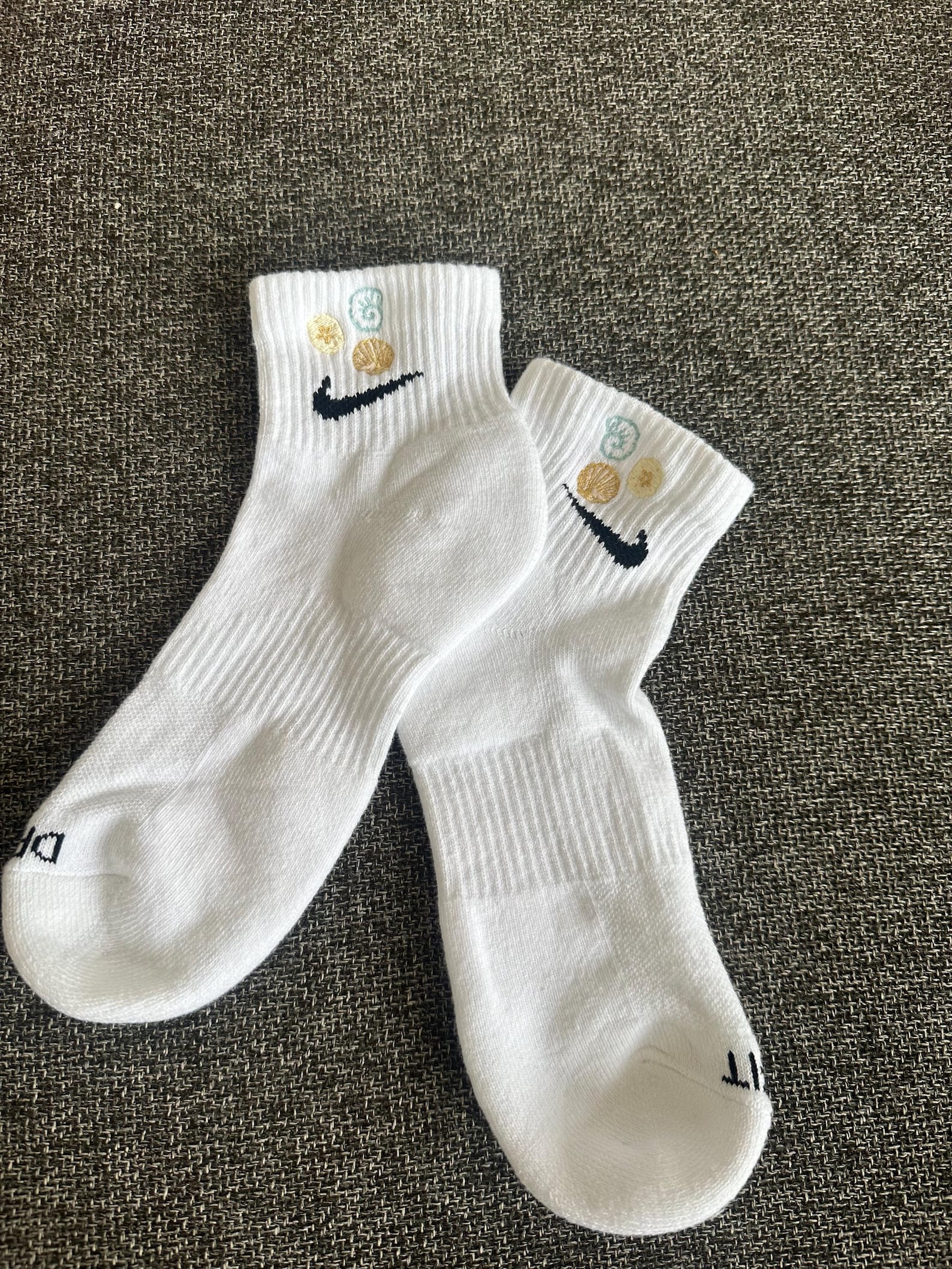 Seashells Embroidered Socks | Summer Beach Embroidered Socks ...
