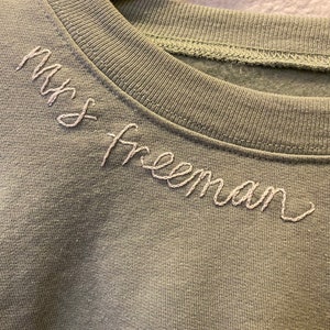 Personalized Sweatshirt Handwritten Embroidered Custom Sweatshirt Mrs, Bride, Gift for Bride, Fiancé, Bachelorette Gift, Wedding Gift image 1