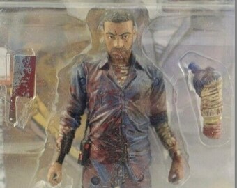 Amc the walking dead lee everett (skybound exclusive) mcfarlane toys new on card