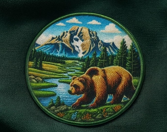Brown Bear Patch/Iron-On Patch/Mountain Patch/Park Patch/Sew-On Applique for Backpack, Jacket/Outdoor Adventure/Nature Gift