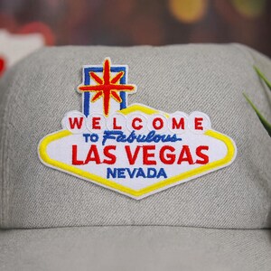 Iron-On Welcome to Las Vegas Patch/Sew-On Applique for Jackets & Backpacks/Clothing/Souvenir Gift/Neon Sign/Casino/Gambling