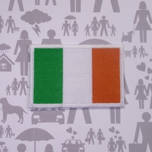 Ireland Flag Travel Beach Tactical Adventure Souvenir Biker Flag Embroidered Patch Iron-On Applique, Cosplay Vest Clothing Badge Patch DIY