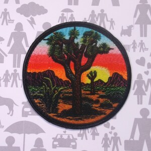 Iron-On Joshua Tree Park Patch/Sew-On Applique for Jackets & Backpack/Clothing/Nature Badge/Hiking Patch/Camping Patch/Souvenir Gift