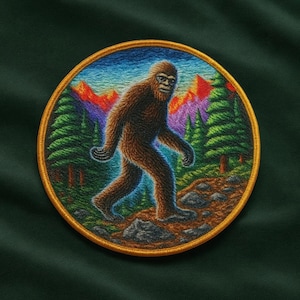 Iron-On Bigfoot Patch/Sew-On Applique for Backpacks & Jackets/Clothing/Cryptid Badge/Sasquatch Patch/Forest/Nature/Hiking/Myth Legends Gifts