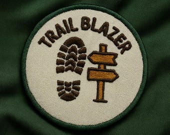 Iron-On Trail Blazer Patch/Sew-On Applique for Jackets & Backpack/Clothing/Nature Badge/Hiking Patch/Camping Patch/Wild Animal/Souvenir Gift