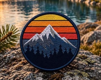 Retro Mountain Patch/Iron-On Patch/Nature Badge/Hiking & Camping/Sew-On Applique for Clothing Vest/Jacket Hats Backpack Gear