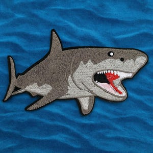 Iron-On Megalodon Shark Patch/Prehistoric Shark/Sew-On Applique for Jackets/Backpacks/Clothing/Diving Gear Patch/Surfing Patch