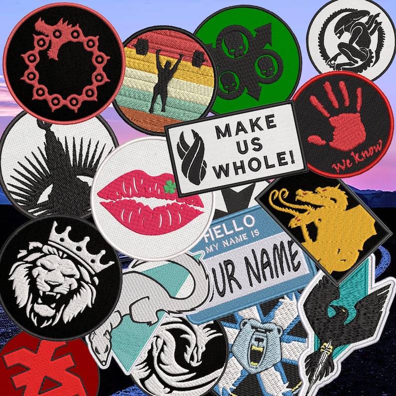 K&ouml;nnte beinhalten: Eine Sammlung bestickter Aufn&auml;her mit verschiedenen Motiven, darunter ein roter Drachen-Ouroboros, ein Gewichtheber, ein gr&uuml;nes Totenkopf-Emblem, ein Alien, ein roter Handabdruck mit Text, Lippen, ein goldener Drache, ein gekr&ouml;nter L&ouml;we und ein Namensschild.