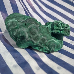 Raw malachite specimen