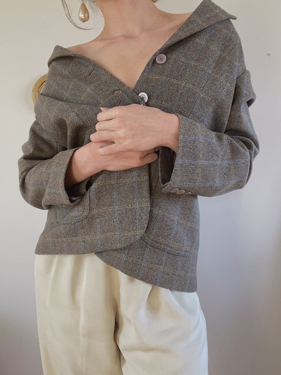 Vintage Italian wool herringbone weave blazer with