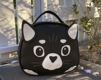 The Hugo Handbag PDF Pattern - With SVGs + Video Tutorials!