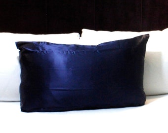 22 Momme Mulberry Silk Pillowcase: Navy Blue with Hidden Zipper
