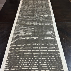 Gray African Mudcloth Table Runner, Mali Boho Home Wall Decor,  Bogolan Handmade Fabric, African Ethnic Table Runner, Handmade Table Runner