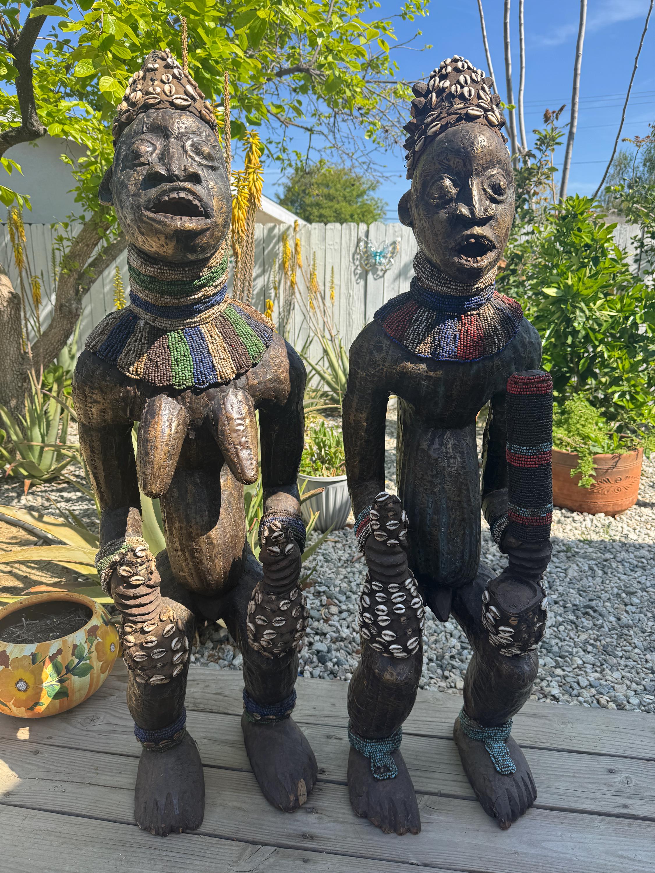 Vintage Bangwa Couple Statue: Beaded Cameroon Art With Shell Hat