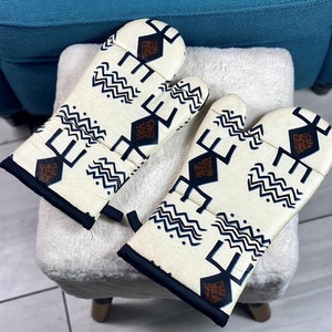 African Ankara Oven Mitts| Linen Kitchen Gloves| Linen Oven Mitt| Kitchen Accessory Décor| Baking Gift| Gift for Her| Cotton Kitchen Mittens