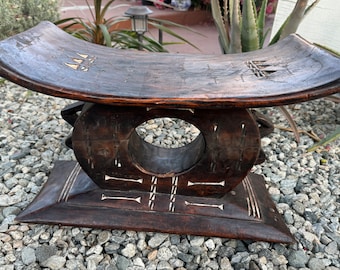 ヴィンテージのアフリカン・アシャンティ彫刻入り儀式用スツール