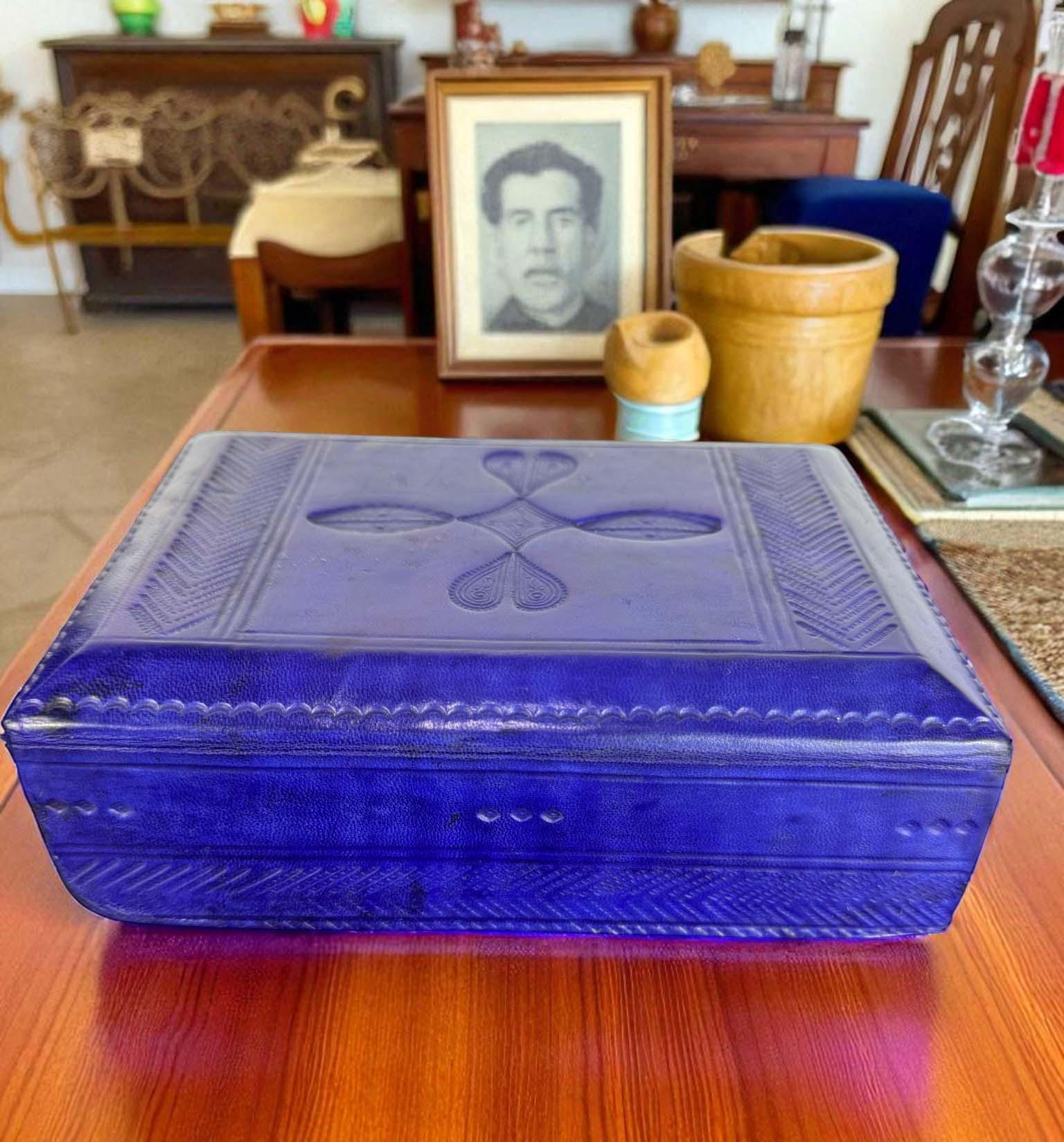 BD37　オーストラリア　古董　ジュエリーボックス　稀少品 アフリカの部族ジュエリーボックス - マリのトゥアレグレザー製
