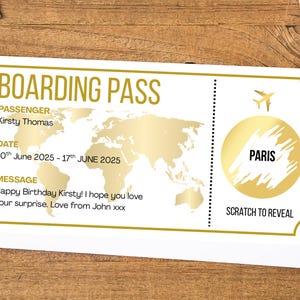 Carte à gratter carte d'embarquement personnalisée : révélation surprise des Fêtes