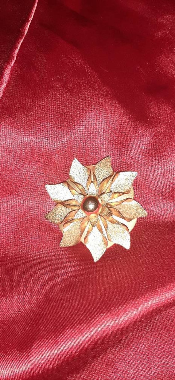 Lieba Gold Tone Scarf Clip