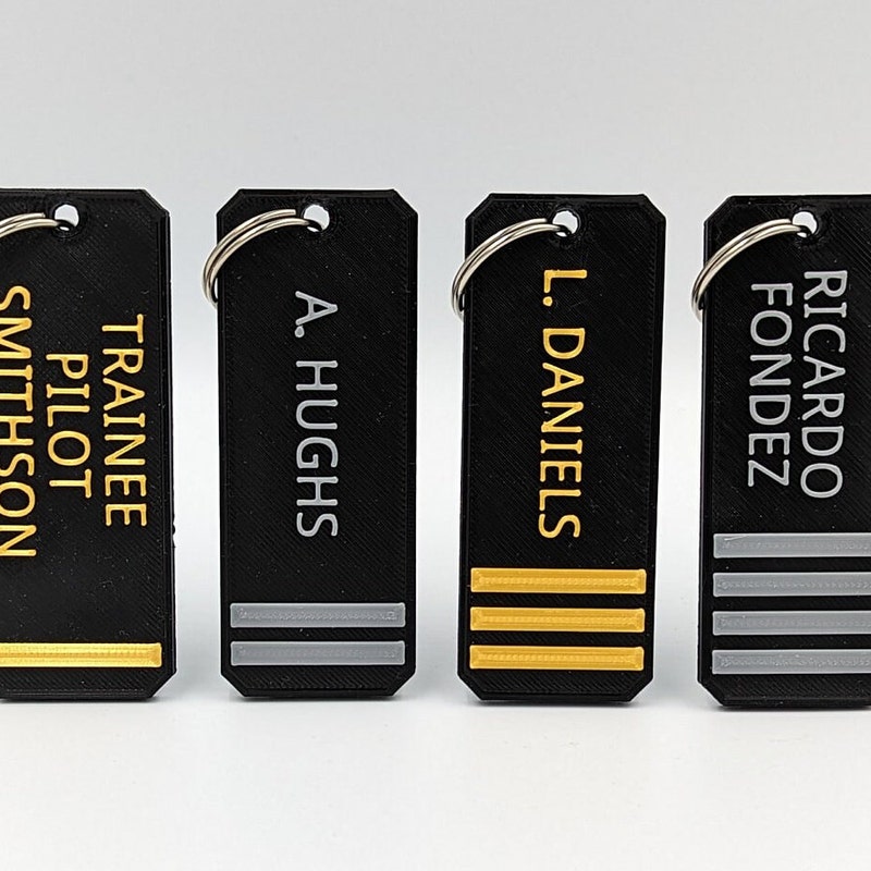 Personalized Pilot Keyring, Luggage Tag, Captain, First Officer, 2nd Officer, Trainee Pilot