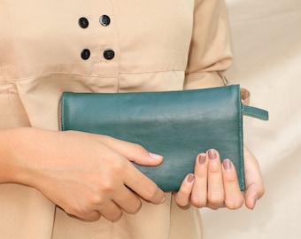 Personalized Leather Wallet: Handmade Forest Green Women's Wallet