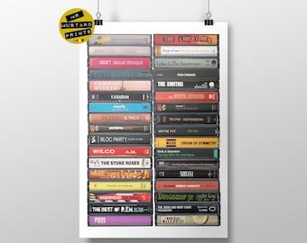 Może przedstawiać: Plakat z kolekcją starych kaset magnetofonowych, z nazwami kultowych zespołów, takich jak The Smiths, Nirvana i The Libertines. Kasety ułożone są w dwóch kolumnach na białym tle, z logo "Mr Mustard Prints" w lewym górnym rogu.