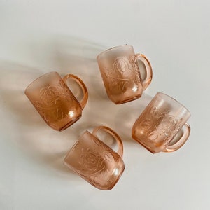 Holiday Dining Retro Pink Glass Mugs. Flower Design Set of 4 image 1