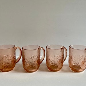 Holiday Dining Retro Pink Glass Mugs. Flower Design Set of 4 image 2