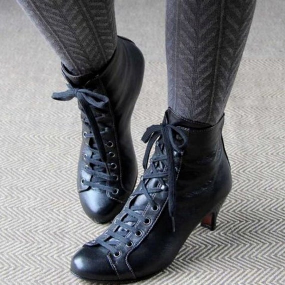 BOTAS CON CORDONES Botas Góticas Negras Botas Halloween | Etsy México