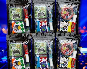 Bolsa de regalo para fiesta de niños precargada: antorcha cohete, rompecabezas, bolígrafo y dulces, etc. ** CANTIDAD MÍNIMA DE PEDIDO 4 bolsas **