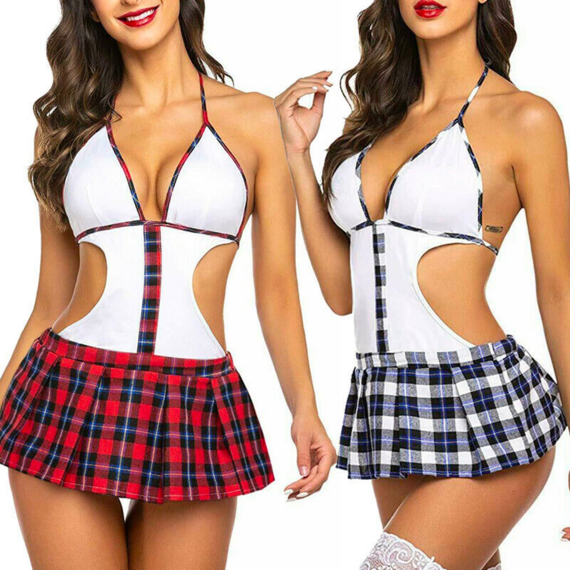 Sexy Schoolgirl Outfit Cleavage