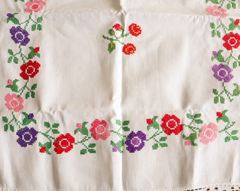 Vintage Table Runner | White with Hand Embroidery | Embroidered Cross Stitch Centerpiece