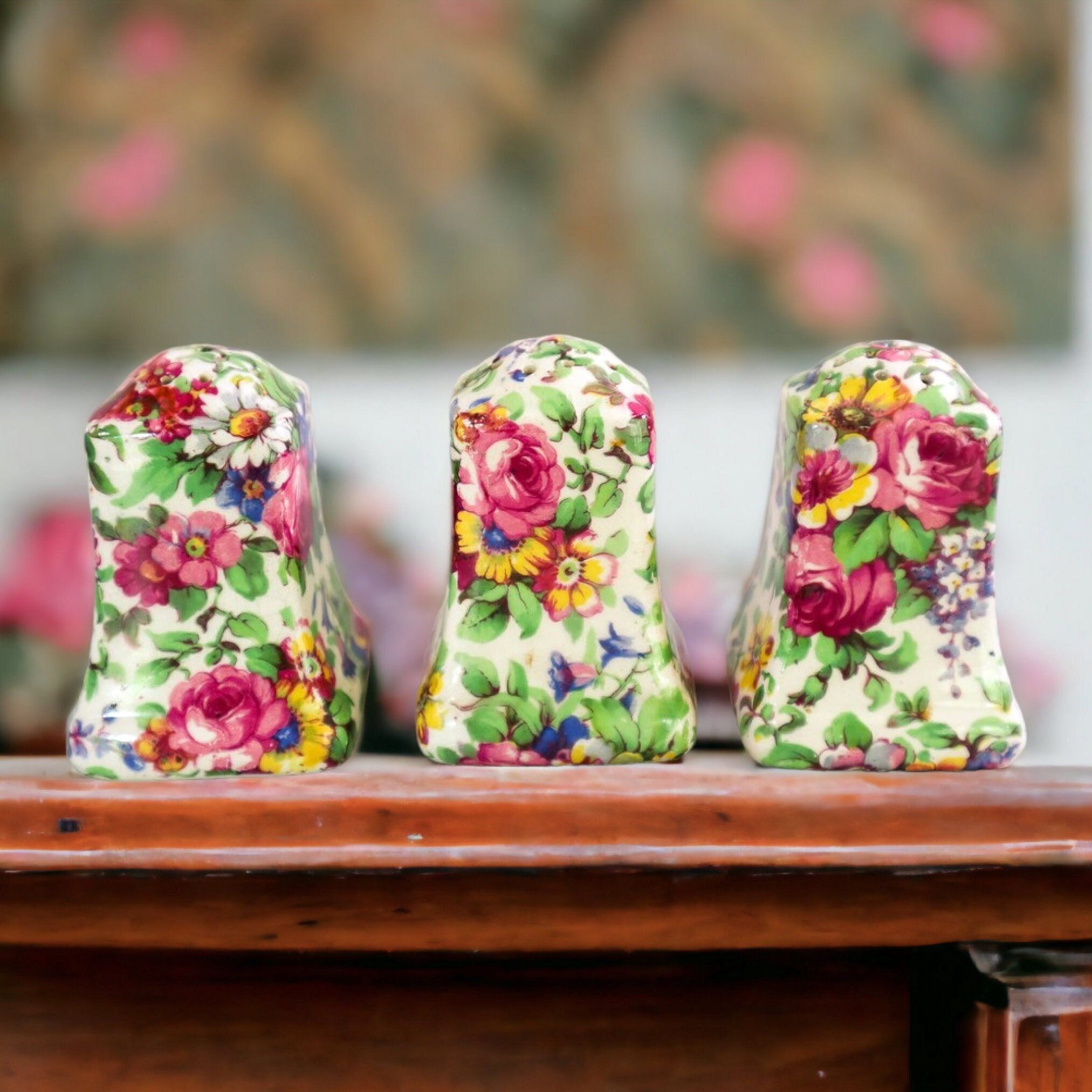 Chintz Salt / Pepper with holder (DEB) Chintz Salt / Pepper with holder (DEB)