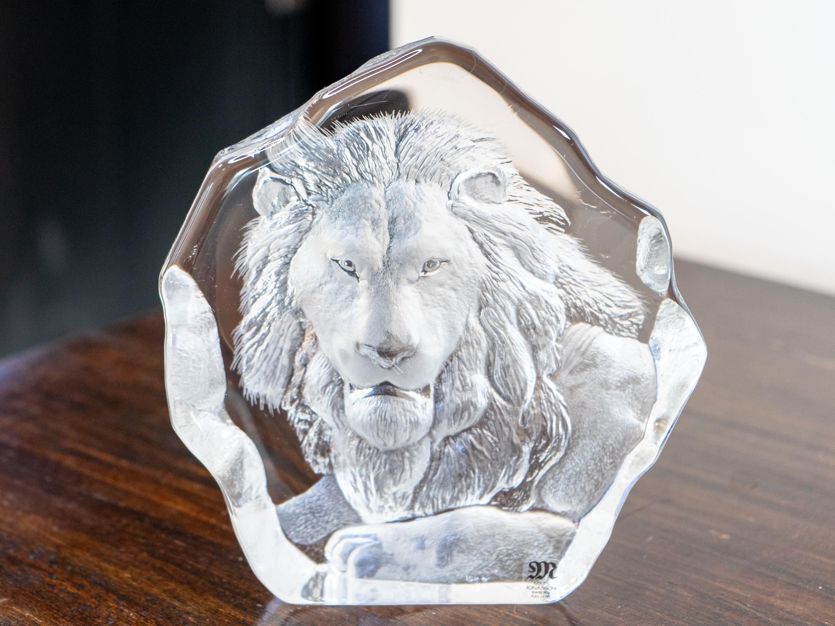 Vintage Mats Jonasson Crystal Lion Sculpture – Signed