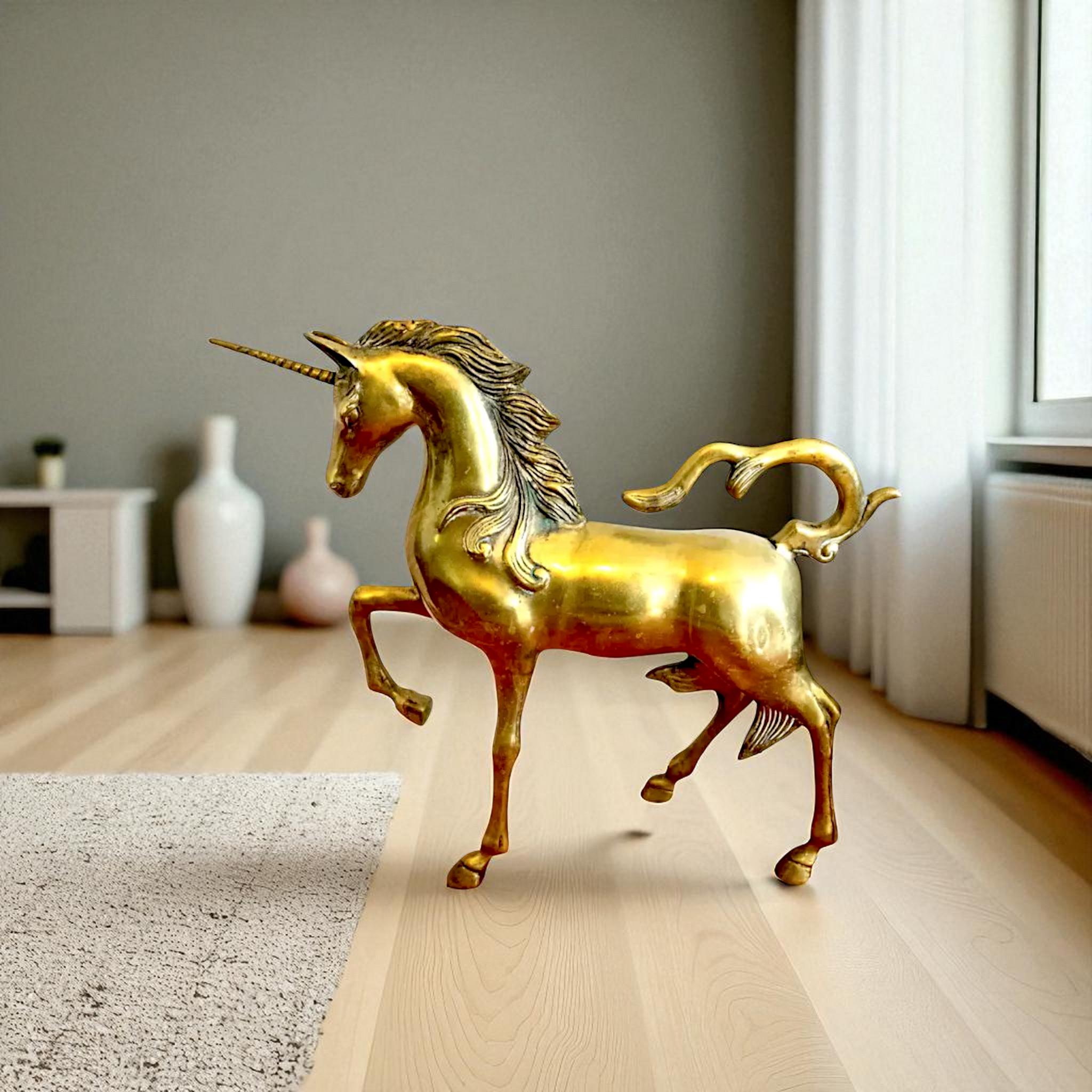 Chasing Unicorns Brass Cube size M/L Chasing Unicorns (@chasing__unicorns) · Badung main image 2