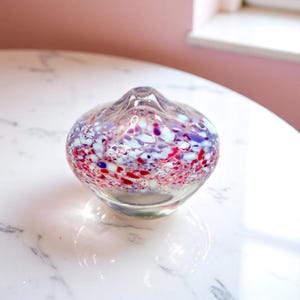 Signed Landon Art Glass Bud Vase: Handblown Purple, Red, and White Swirl, 1993