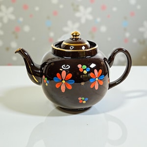 Vintage A.L.B. England Pottery Teapot – Hand Painted Retro Floral Design