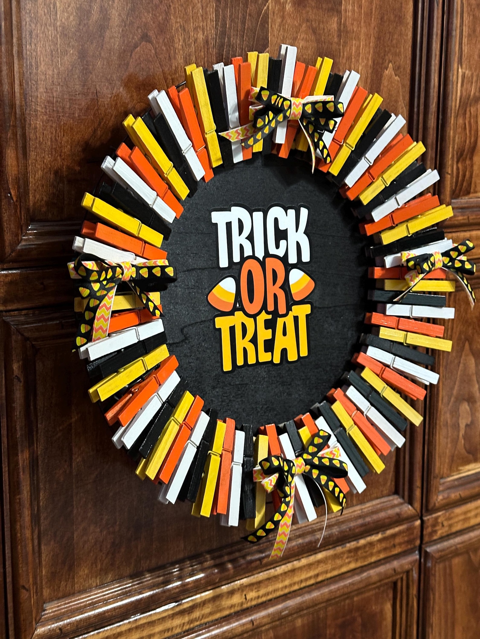 Halloween Candy Corn Trick or Treat Clothespins Wreath - Etsy