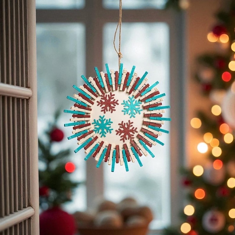 Christmas Snowflake Clothespin Wreath - Etsy