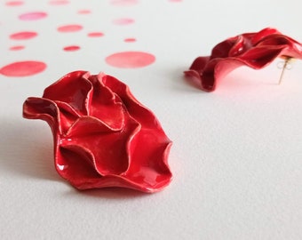 Earrings made of ceramic, modeled by hand -     Ideal to complete a natural look. Unique piece.