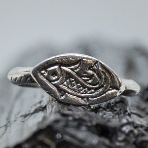 Fish Ring in Sterling Silver and Bronze, Blessing and Power Symbol Ring, Minimalist Animal Ring, Unisex Handmade Jewelry, Dainty Signet Ring