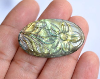 Labradorite Carved Gemstone, 62 Carat, Flower Hand Carved, Labradorite Carving, Labradorite Gemstone, Hand Carving, 24x40mm Stone Size