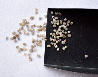 Natürlicher brauner gebohrter Diamant, Rohdiamant Splitter, 2mm, konfliktfrei, roher ungeschliffener Diamant, Diamant für Schmuck, 1 Karat