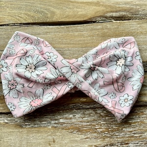 Breast cancer awareness and daisy headband