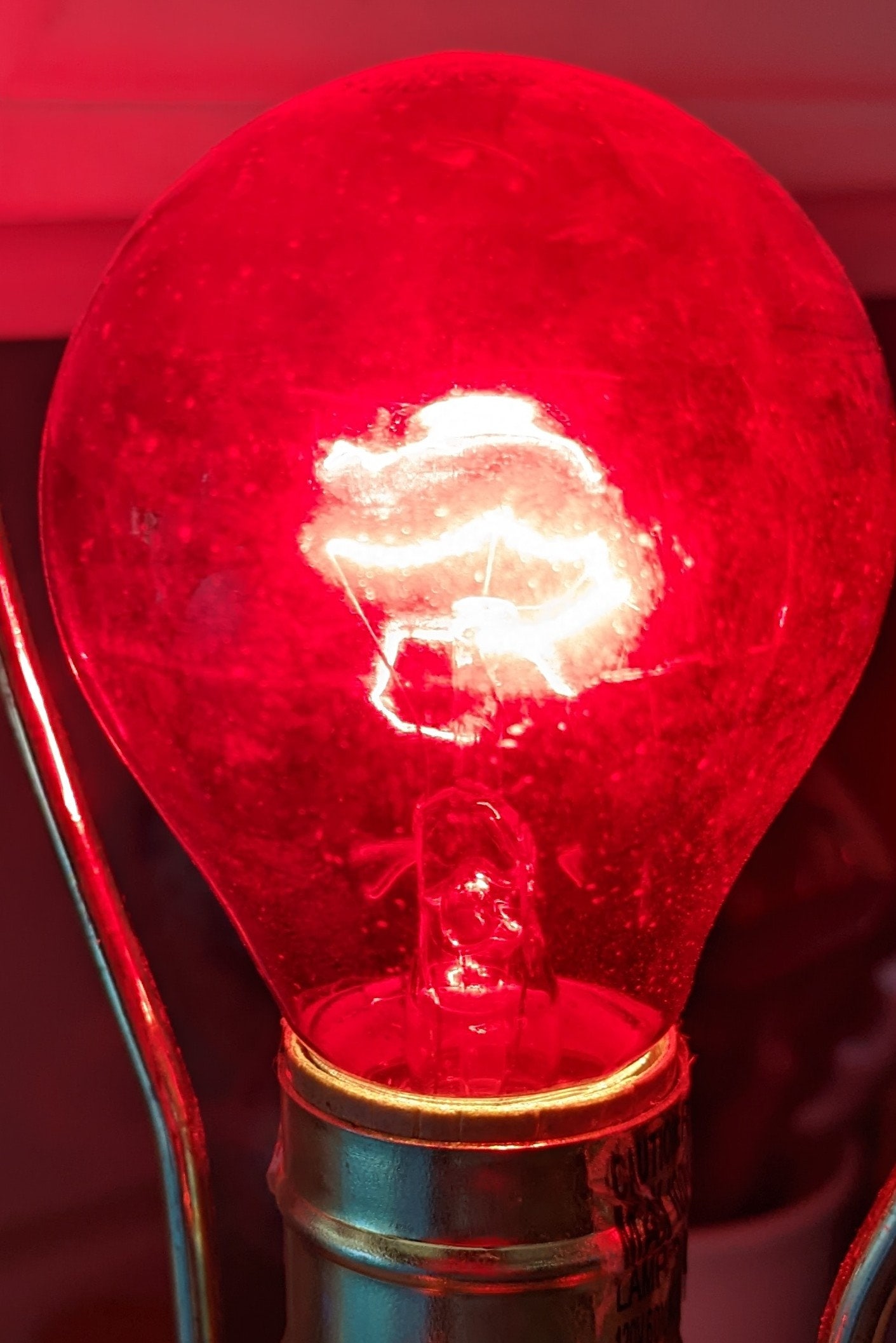 Red on sale incandescent bulbs