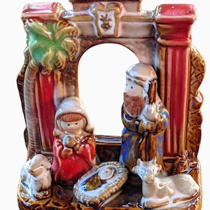 Vintage Porcelain and Bisque Nativity Scene the birth of a savior. Lovely glaze.