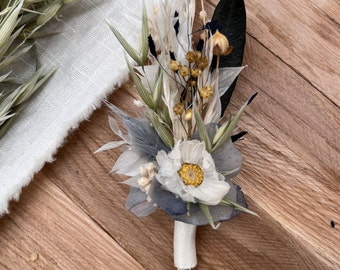 Trockenblumen Anstecker | grün-weiß-blau-gelb | Blumenschmuck Bräutigam | Boutonniere | individuell möglich