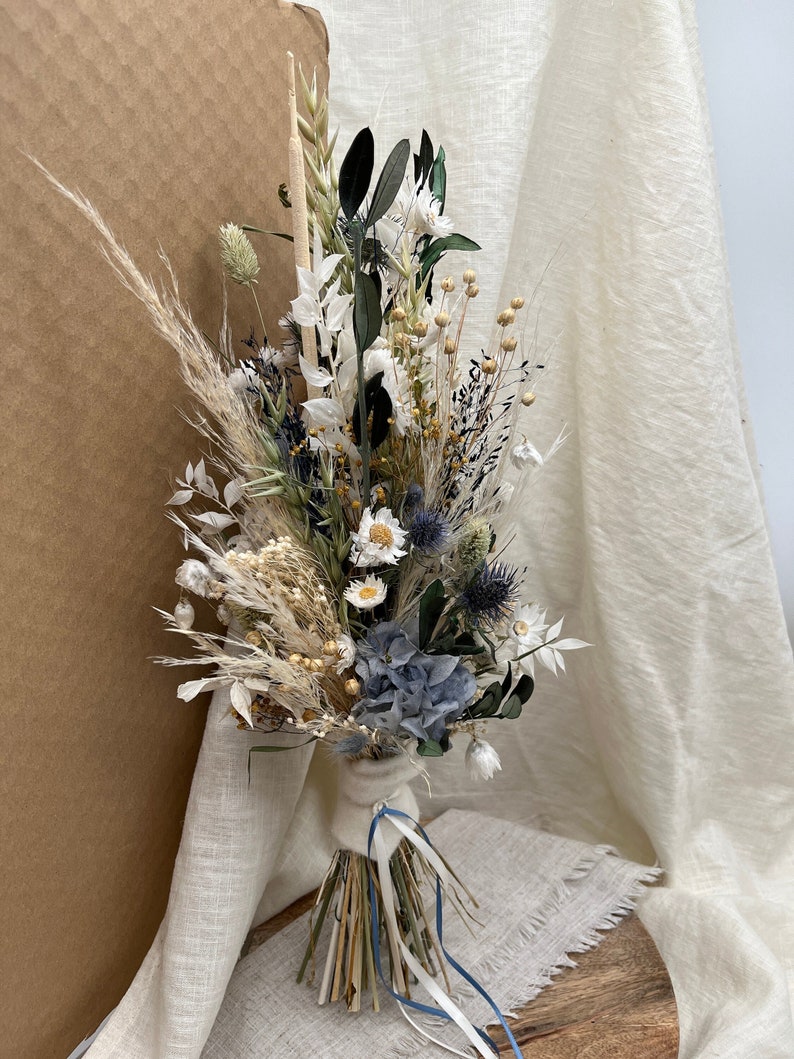 Bouquet de mariée de fleurs séchées bouquet oblong ou rond vert-blanc-bleu-jaune durable image 1